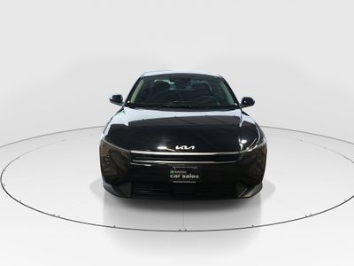 2025 Kia K4 - Photo 2