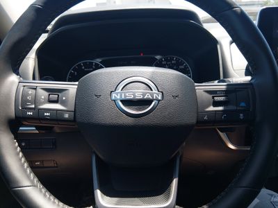 2025 Nissan Rogue - Photo 12