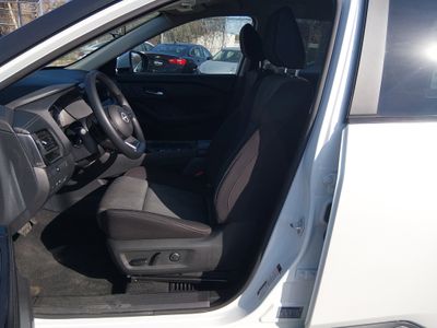 2024 Nissan Rogue - Photo 20