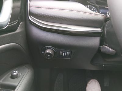 2024 Jeep Compass - Photo 13