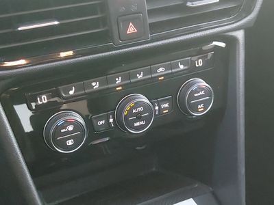 2024 Volkswagen Taos - Photo 18
