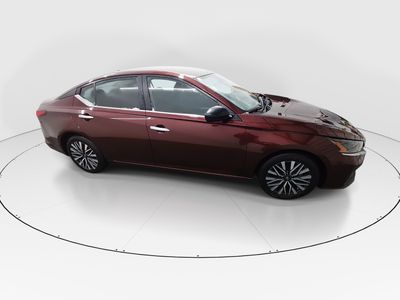 2024 Nissan Altima - Photo 8
