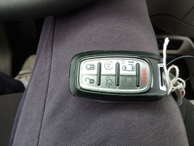 2023 Chrysler Voyager - Photo 15