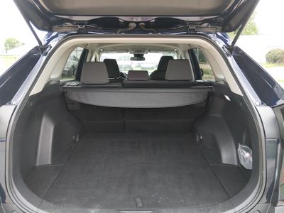 2024 Toyota RAV4 - Photo 11