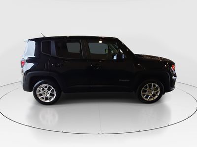 2023 Jeep Renegade - Photo 8