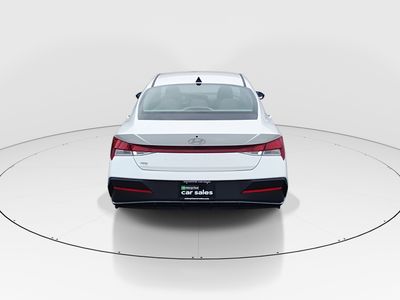 2024 Hyundai Elantra - Photo 6