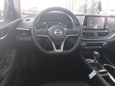 2024 Nissan Altima - Photo 17