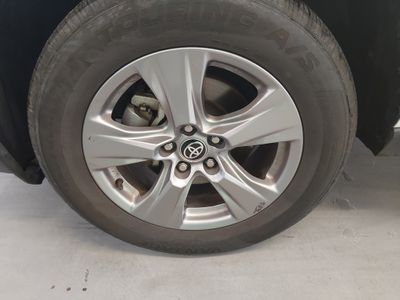 2024 Toyota RAV4 - Photo 10