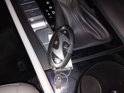 2024 Hyundai Elantra - Photo 15