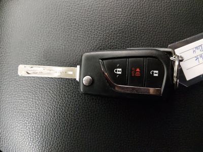 2025 Toyota RAV4 - Photo 15