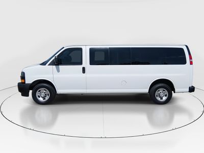 2020 Chevrolet Express Passenger - Photo 4