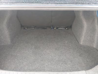 2023 Nissan Versa — photo 11 view