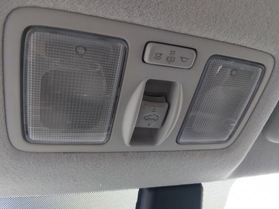 2025 Hyundai Venue — photo 19 view