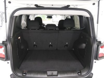 2023 Jeep Renegade - Photo 11