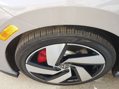 2024 Volkswagen Golf GTI - Photo 10