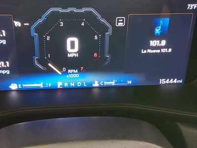 2025 Chevrolet Colorado - Photo 14