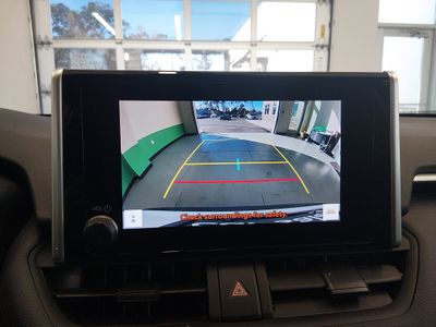 2024 Toyota RAV4 - Photo 16