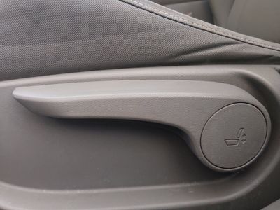 2024 Hyundai Elantra - Photo 20