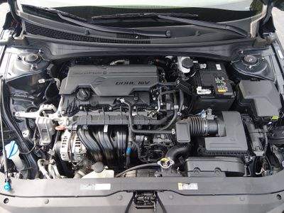 2024 Hyundai Elantra - Photo 9