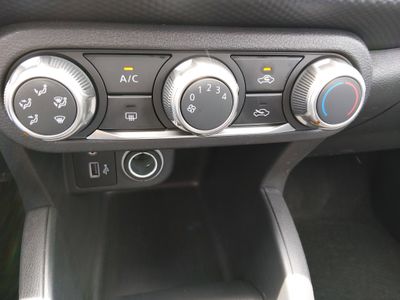 2023 Nissan Kicks - Photo 21