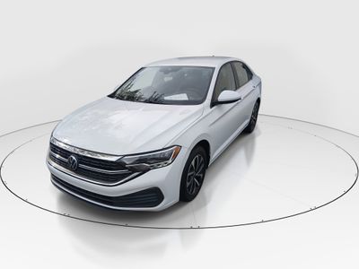 2024 Volkswagen Jetta - Photo 3
