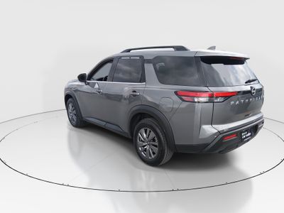 2025 Nissan Pathfinder — detail view