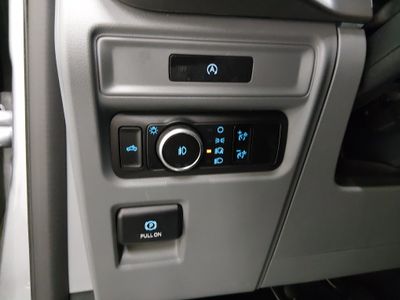 2025 Ford F-150 — photo 13 view