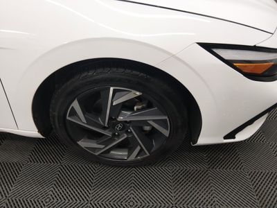 2024 Hyundai Elantra - Photo 10