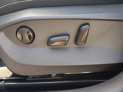 2024 Volkswagen Taos - Photo 19