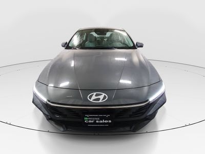 2024 Hyundai Elantra - Photo 2