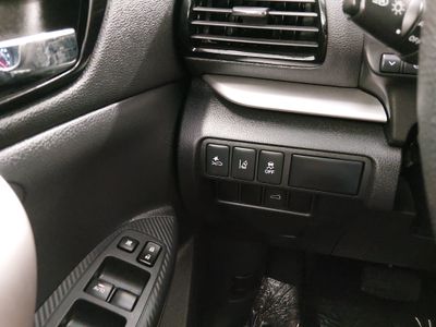2024 Mitsubishi Eclipse Cross — photo 13 view
