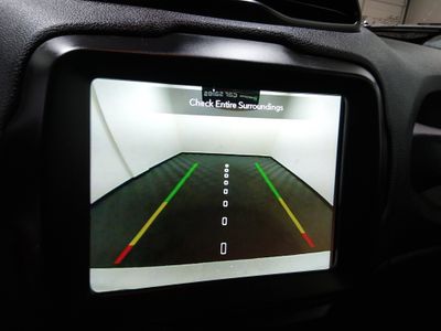 2023 Jeep Renegade - Photo 16