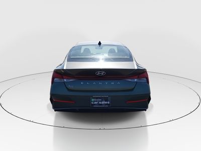 2024 Hyundai Elantra - Photo 6