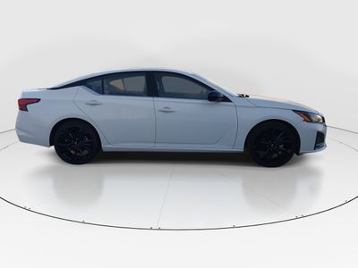 2024 Nissan Altima - Photo 8