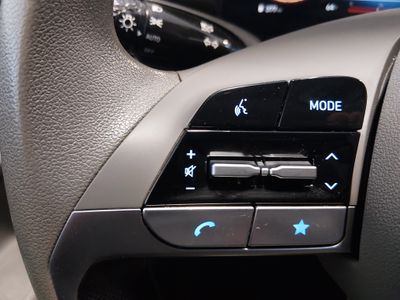 2024 Hyundai Elantra - Photo 22