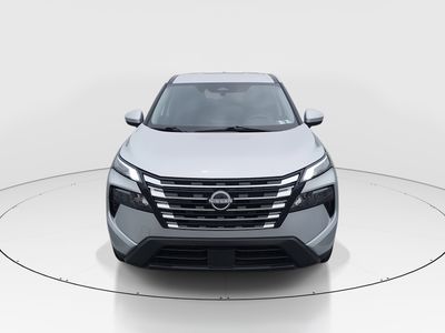2025 Nissan Rogue - Photo 2