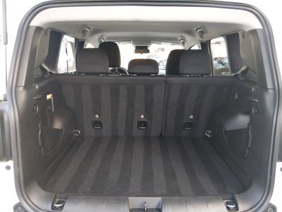 2023 Jeep Renegade - Photo 11