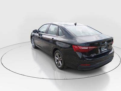 2024 Volkswagen Jetta - Photo 5