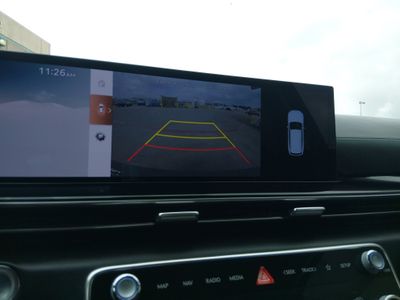 2025 Genesis GV80 — photo 16 view