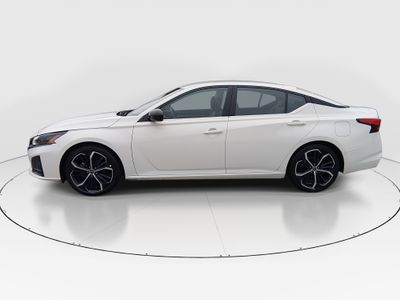 2024 Nissan Altima - Photo 4