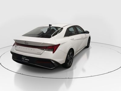2024 Hyundai Elantra - Photo 7