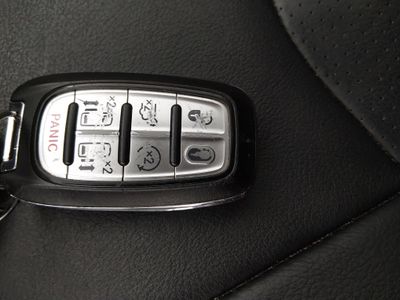 2022 Chrysler Pacifica — photo 15 view