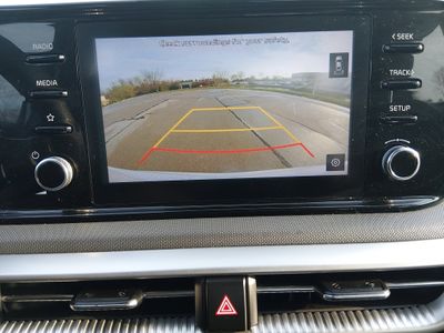2023 Kia K5 - Photo 16
