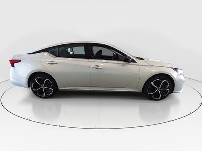 2024 Nissan Altima - Photo 8