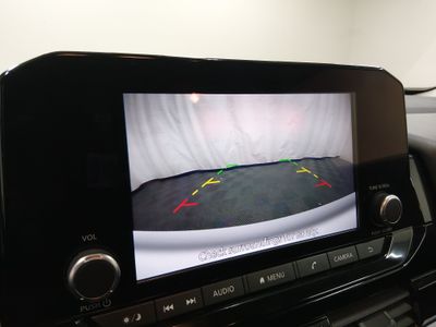 2024 Nissan Pathfinder — photo 16 view
