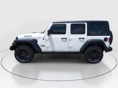 2023 Jeep Wrangler - Photo 4