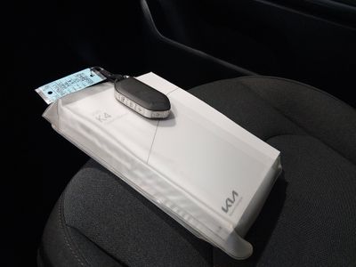 2025 Kia K4 - Photo 18