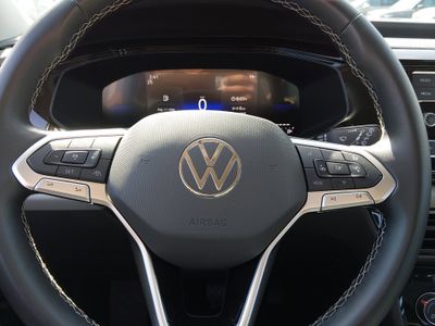 2024 Volkswagen Taos - Photo 12