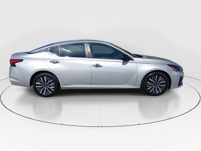 2024 Nissan Altima - Photo 8