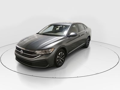 2024 Volkswagen Jetta - Photo 3